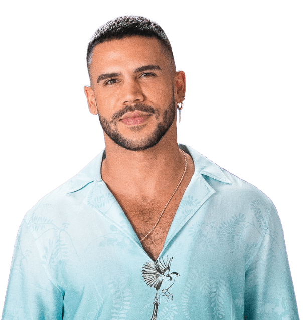 Man in a blue shirt promoting PrEP online